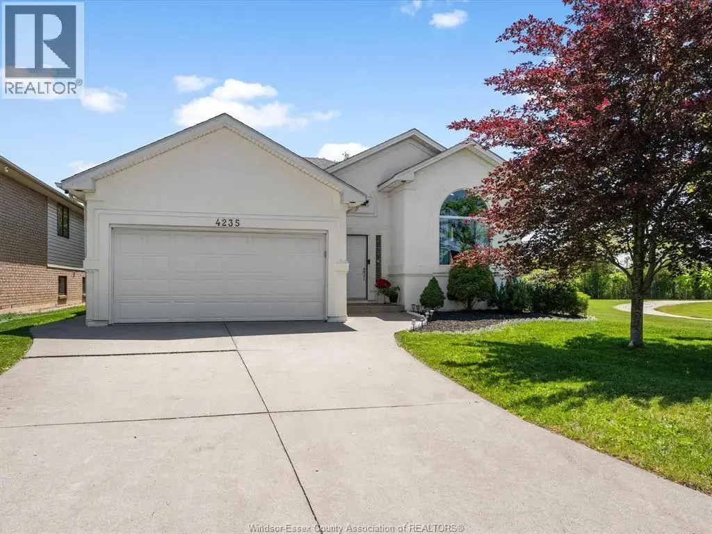 4235 Providence Crescent, Windsor
